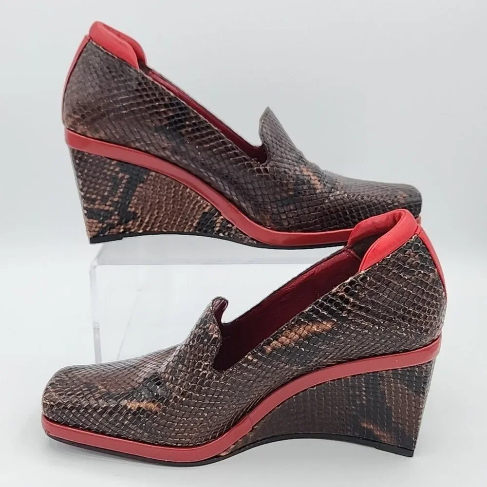 Donald Pliner Snake Wedges Red Modern Loafers Slip On Leather 6 Made in Italy